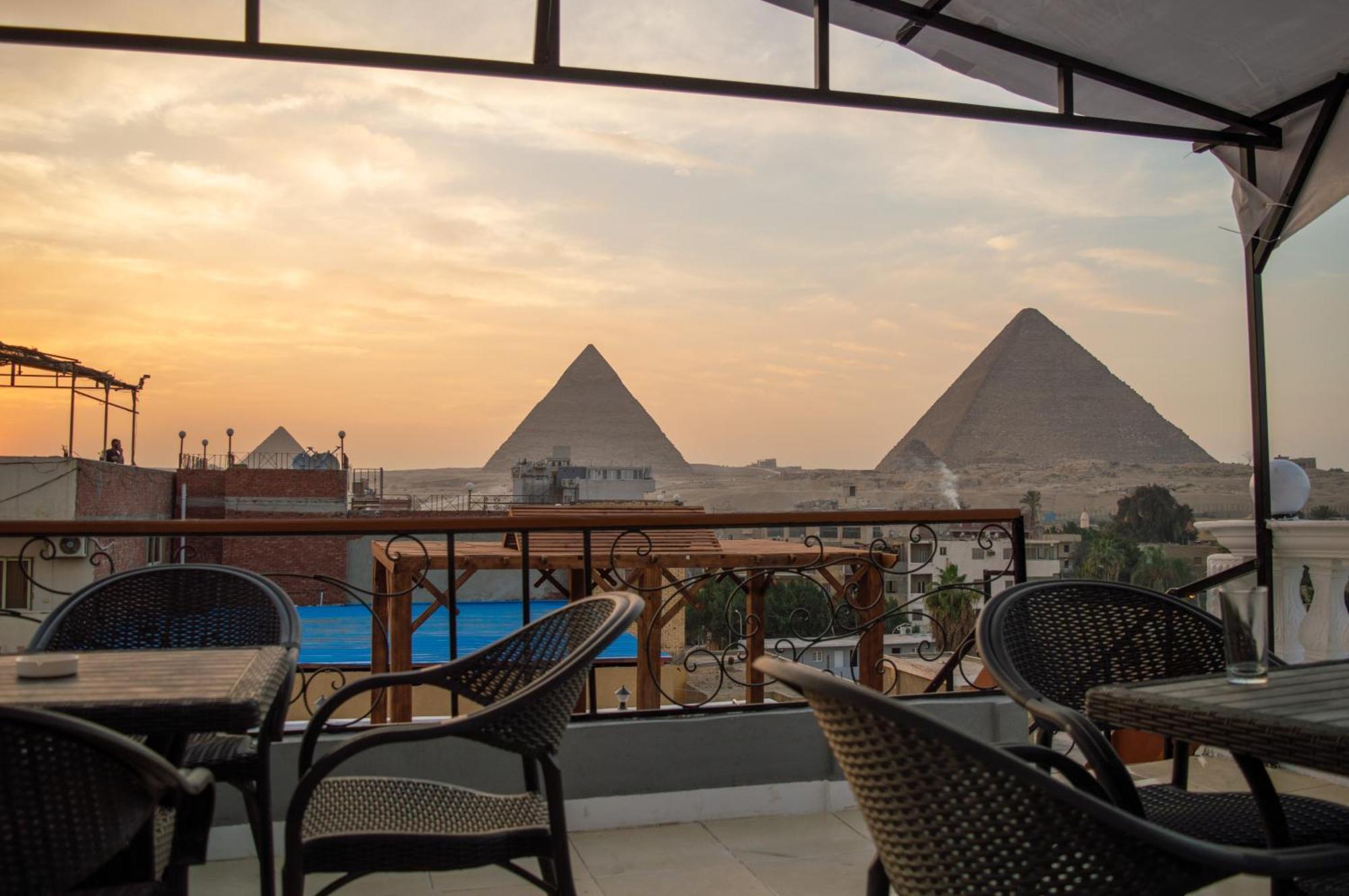 Pyramids Gate Hotel Kafrat al Jabal Luaran gambar