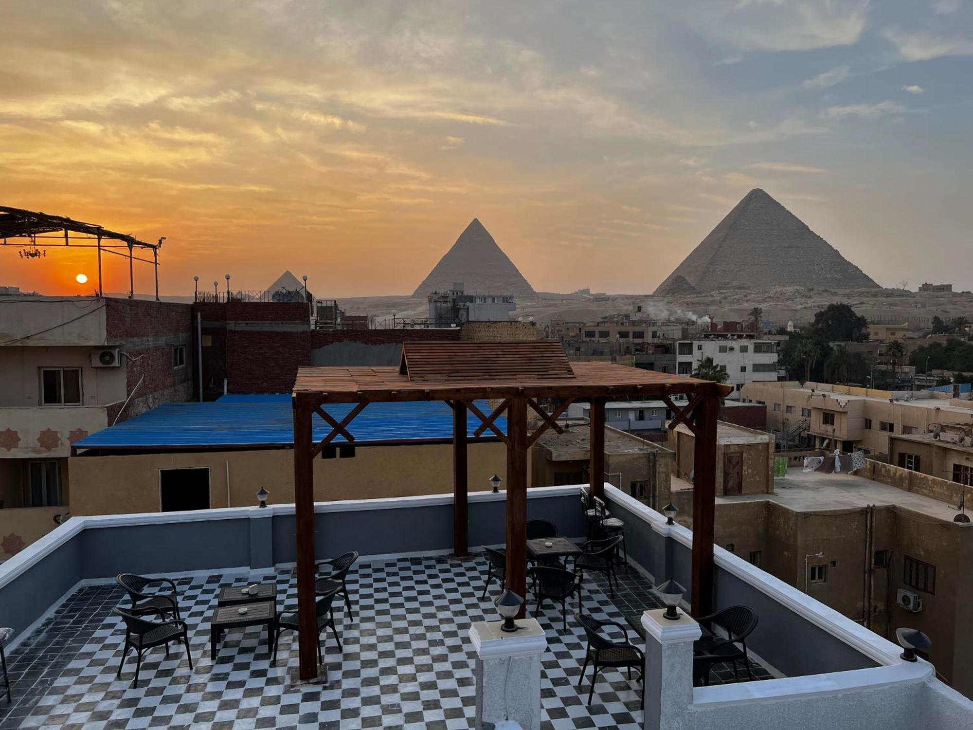 Pyramids Gate Hotel Kafrat al Jabal Luaran gambar